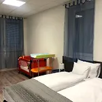 Bed & Breakfast Vecsési Rendezvényközpont és Panzió 3*