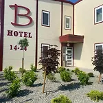 Bed & Breakfast Vecsési Rendezvényközpont és Panzió 3*