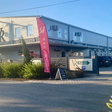 Oda ve Kahvaltı Vecsesi Rendezvenykoezpont Es Panzio Vecsés