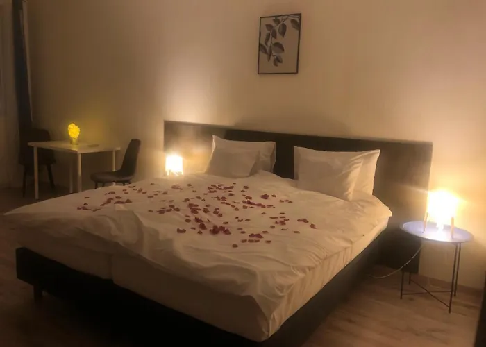 Vecsesi Rendezvenykoezpont Es Panzio