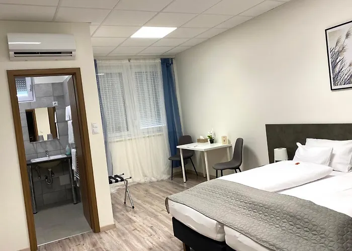 Nocleg ze śniadaniem Vecsesi Rendezvenykoezpont Es Panzio Vecsés