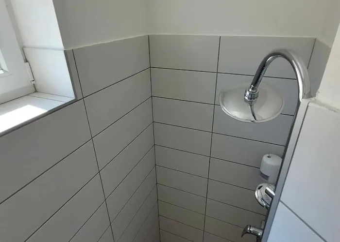 Nocleg ze śniadaniem Vecsesi Rendezvenykoezpont Es Panzio 3*