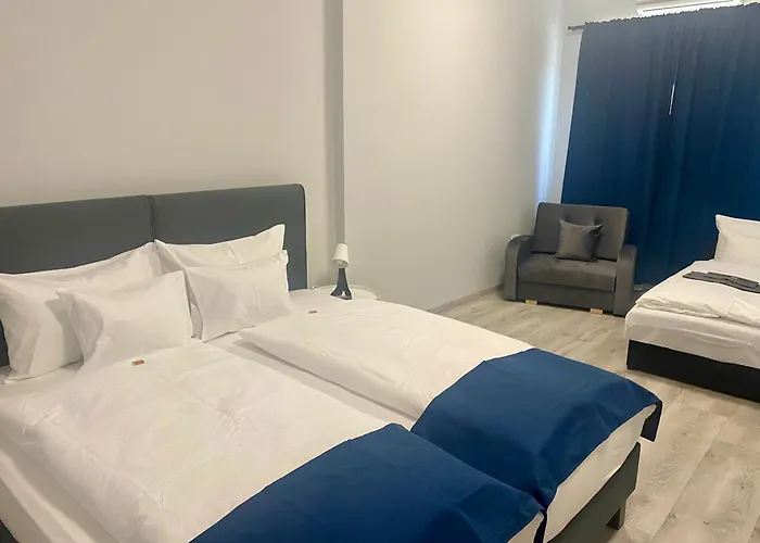 Vecsesi Rendezvenykoezpont Es Panzio Nocleg ze śniadaniem 3*