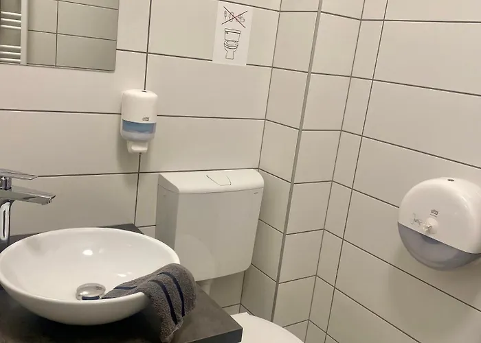 Nocleg ze śniadaniem Vecsesi Rendezvenykoezpont Es Panzio Vecsés