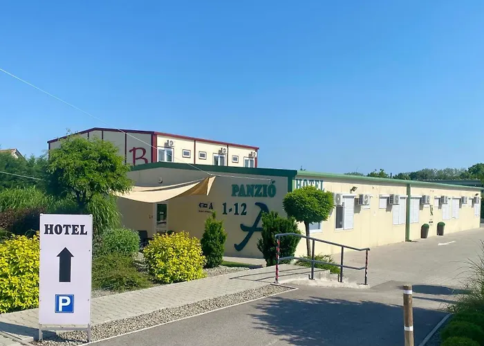 Vecsesi Rendezvenykoezpont Es Panzio Nocleg ze śniadaniem Vecsés